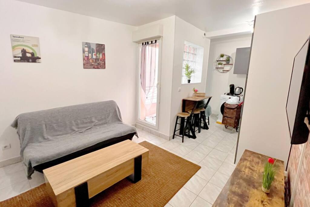 Cosy Appart. Aux Portes De Paris Villejuif Exterior foto